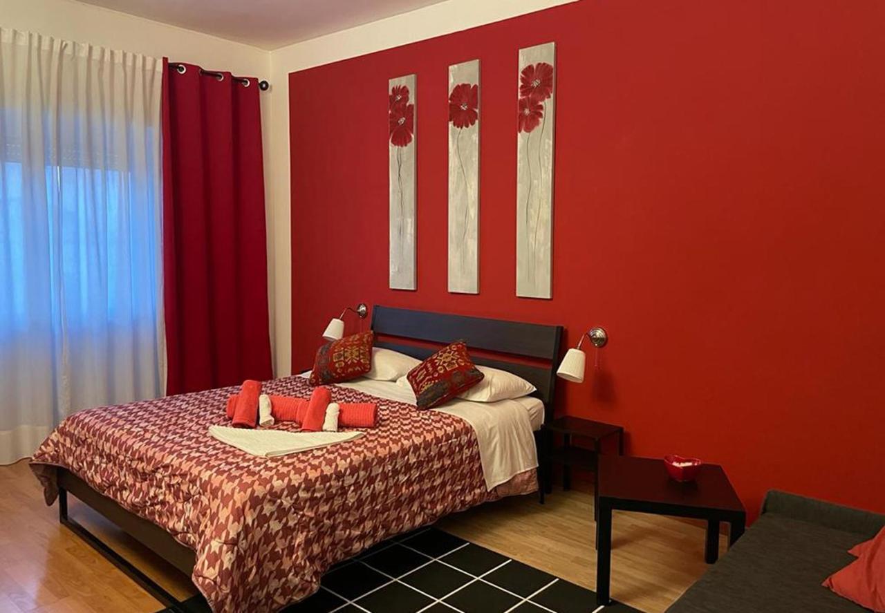 Cornelius Roma Room Exterior photo